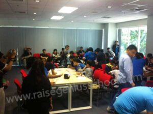 กิจกรรมเพื่อสังคม (Raise Genius School for Social Project) ภาพกิจกรรม Raise เพื่อสังคม Social Project ในงานวันเด็ก